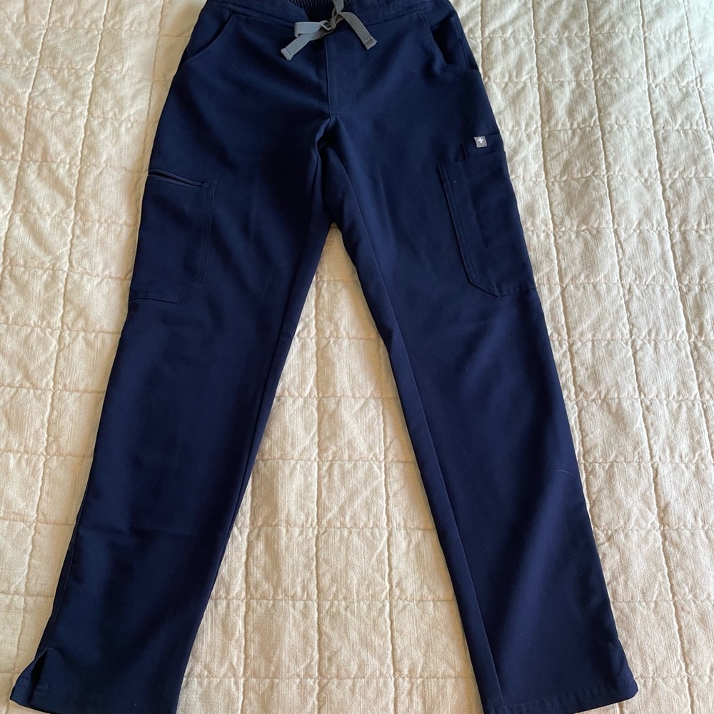 Yola™ Skinny Scrub Pants